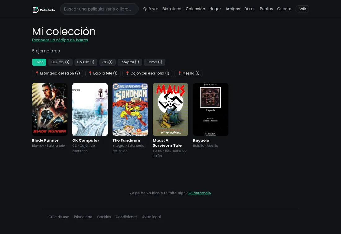 La colección física: cinco ejemplares con su carátula, agrupados por formato —Blu-ray, bolsillo, CD, integral, tomo— y por el sitio de la casa donde se guardan.